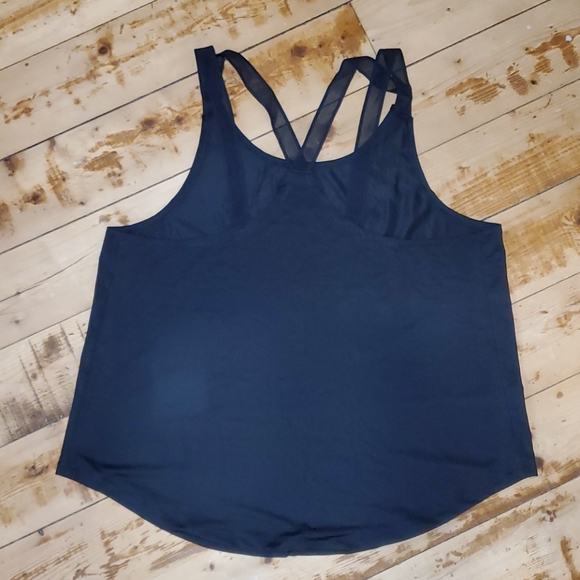 Under Armour Tank - Picture 2 of 3